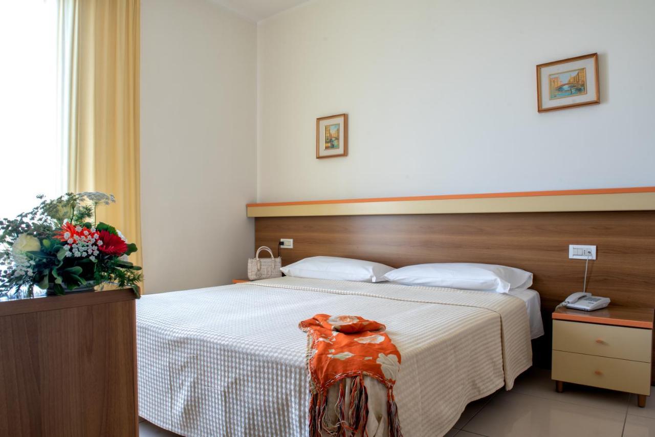 Hotel Le Tegnue Соттомарина Экстерьер фото