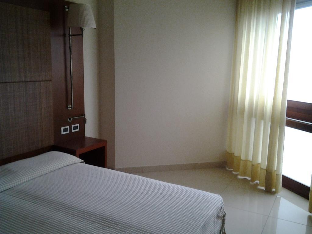 Hotel Le Tegnue Соттомарина Экстерьер фото